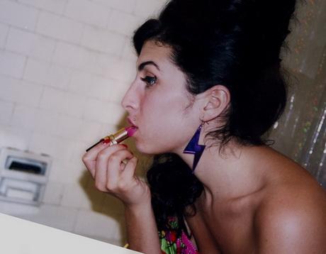 amy-winehouse-makeup-step-by-step-91_11 Amy Winehouse make-up stap voor stap
