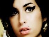 amy-winehouse-makeup-step-by-step-91_12 Amy Winehouse make-up stap voor stap