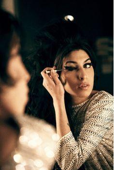 amy-winehouse-makeup-step-by-step-91_6 Amy Winehouse make-up stap voor stap