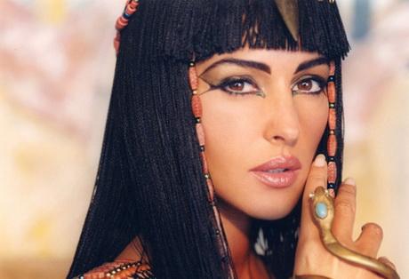 ancient-egyptian-makeup-tutorial-12_7 Oude Egyptische make-up tutorial