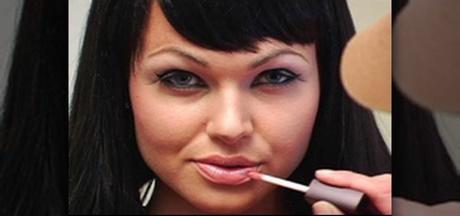angelina-jolie-salt-makeup-tutorial-76_7 Angelina jolie Salt make-up tutorial