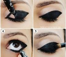 black-cat-eye-makeup-tutorial-61_12 Les voor blauw kattenoog make-up