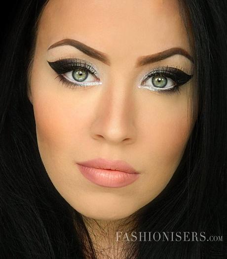 black-cat-eye-makeup-tutorial-61_5 Les voor blauw kattenoog make-up