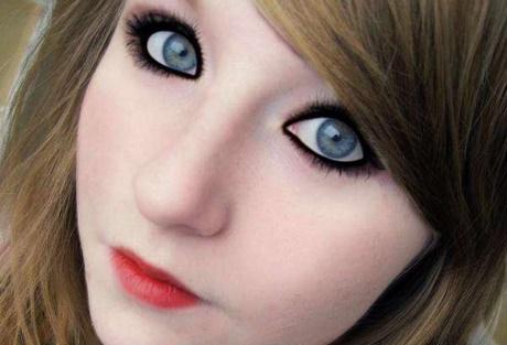 black-makeup-tutorial-for-teenagers-32_2 Zwarte make-up les voor tieners