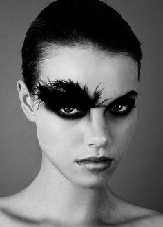 Zwarte zwanenoog make-up stap voor stap