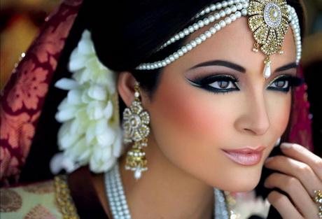 bridal-makeup-indian-step-by-step-at-home-37_11 Bruidsmaak Indiaas stap voor stap thuis