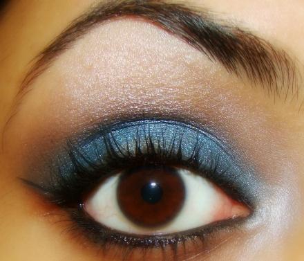 brown-eyes-blue-makeup-tutorial-90_6 Bruine ogen blauwe make-up les