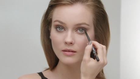 chanel-makeup-tutorial-54_8 Chanel make-up les