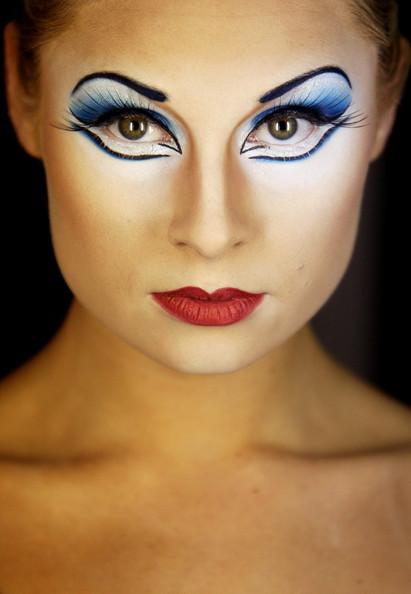 cirque-du-soleil-makeup-step-by-step-34_5 Cirque du soleil make-up stap voor stap