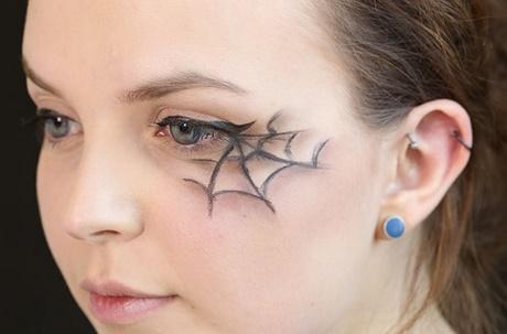 cobweb-eye-makeup-tutorial-20 Spinnenweb oog make-up tutorial