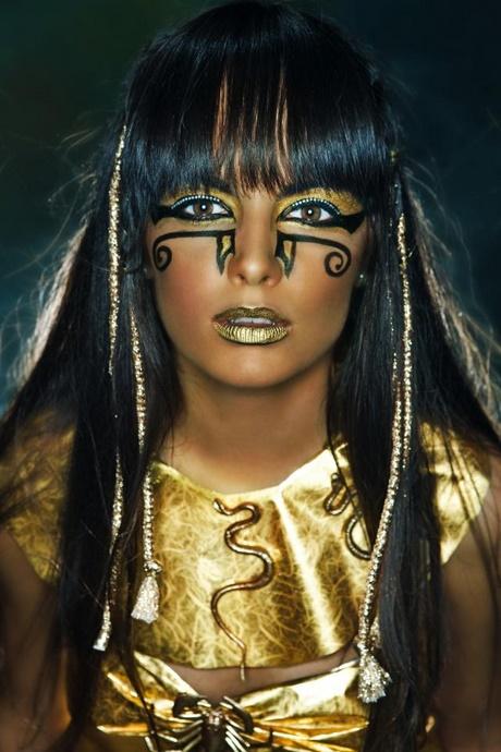 egyptian-queen-makeup-tutorial-diy-headdress-33_2 Egyptische koningin make-up tutorial diy hoofdtooi