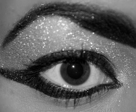 eye-of-horus-makeup-tutorial-45_11 Oog van Horus make-up tutorial