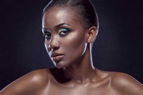 eyeliner-makeup-tutorial-for-black-women-01_9 Eyeliner make-up les voor zwarte vrouwen