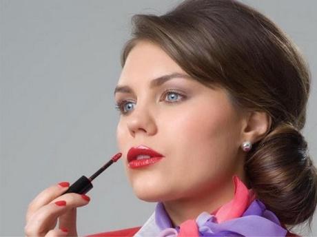flight-attendant-makeup-tutorial-43_11 Stewardess make-up les
