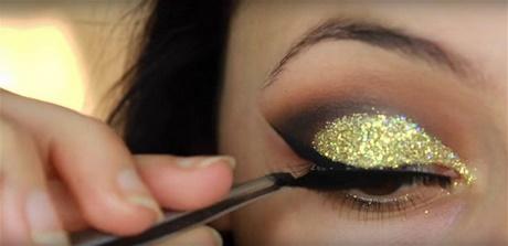 gold-new-years-eve-makeup-tutorial-89_2 Gold new years eve make-up tutorial