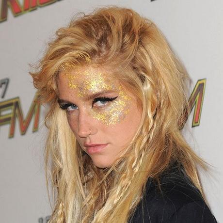 kesha-gold-makeup-tutorial-56_2 Kesha gold make-up tutorial
