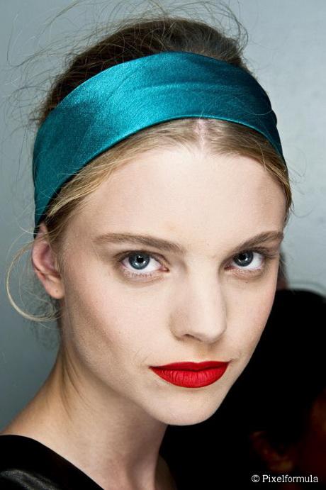 matte-red-lipstick-makeup-tutorial-61_11 Matte red lipstick make-up les