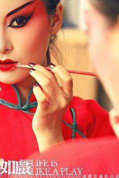 peking-opera-makeup-tutorial-46_7 Peking opera make-up les