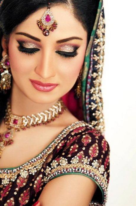 punjabi-bridal-makeup-indian-step-by-step-24_2 Punjabi bruids make-up Indiaas stap voor stap