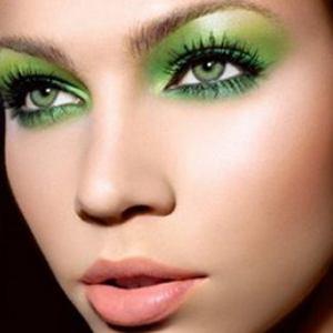 red-and-green-eye-makeup-step-by-step-51_6 Rood en groen oog make-up stap voor stap