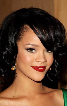 rihanna-cat-eye-makeup-tutorial-97 Rihanna cat eye make-up tutorial
