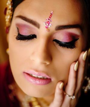 romantic-bridal-makeup-tutorial-04_6 Romantische make-up les