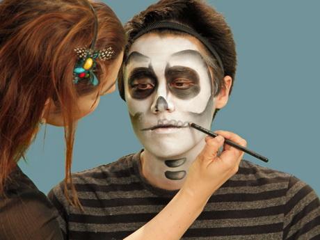 skull-teeth-makeup-step-by-step-47_4 Schedeltanden make-up stap voor stap