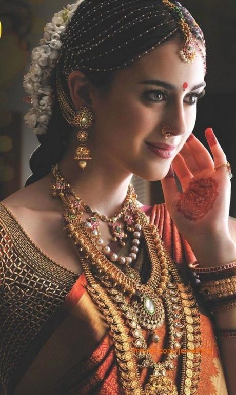 south-indian-bridal-makeup-step-by-step-68 Zuid-Indische bruids make-up stap voor stap