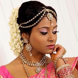 sri-lankan-bridal-makeup-step-by-step-43_5 Sri Lankaanse bruid make-up stap voor stap
