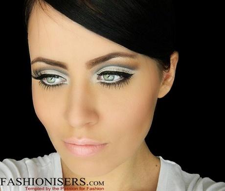 tutorial-makeup-natural-romania-47_11 Tutorial make-up natuurlijk Roemenië