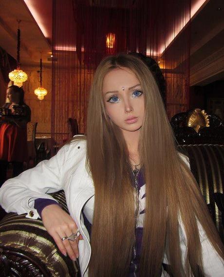 valeria-lukyanova-makeup-tutorial-barbie-98_10 Valeria lukyanova make-up tutorial barbie