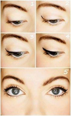 wing-eye-makeup-tutorial-liquid-eyeliner-23_10 Gevleugelde oogmakeup tutorial Vloeibare eyeliner