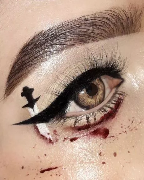 dramatic-halloween-eye-makeup-85_10-3 Dramatische halloween oog make-up