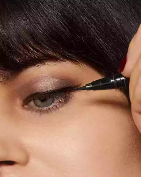 step-by-step-eye-makeup-application-with-pictures-58_6-14 Stap voor stap oog make-up applicatie met foto ' s