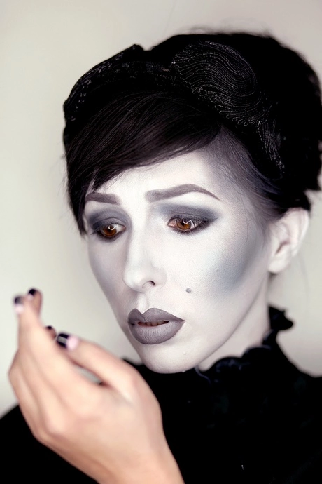 white-eye-makeup-tutorial-66_7-15 Witte oog make-up tutorial