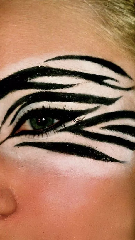 zebra-eye-makeup-04_5-9 Zebra oog make-up
