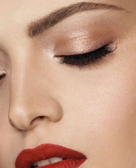eye-makeup-with-red-lipstick-69_15 Oog make-up met rode lippenstift