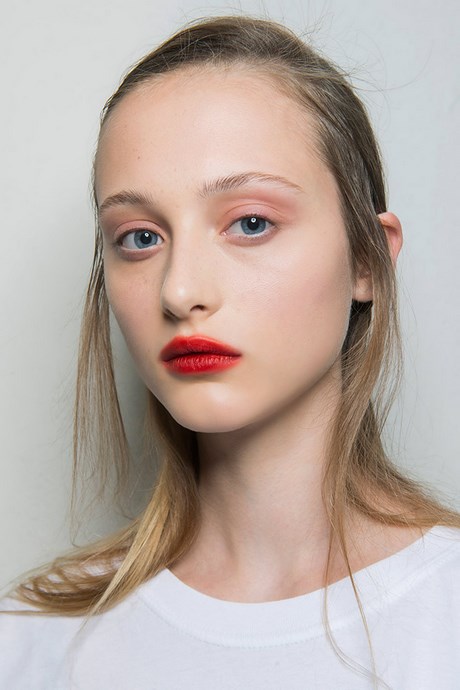eye-makeup-with-red-lipstick-69_9 Oog make-up met rode lippenstift