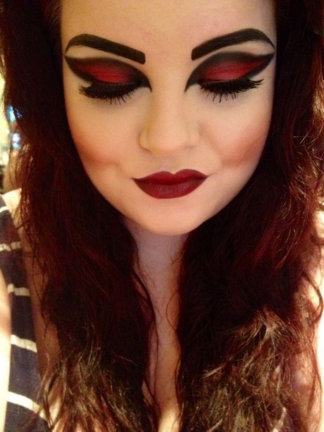 vampire-eye-makeup-36 Vampire eye make-up