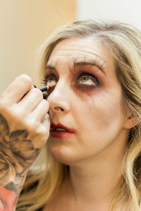 zombie-eye-makeup-62_16 Zombie - oogmakeup