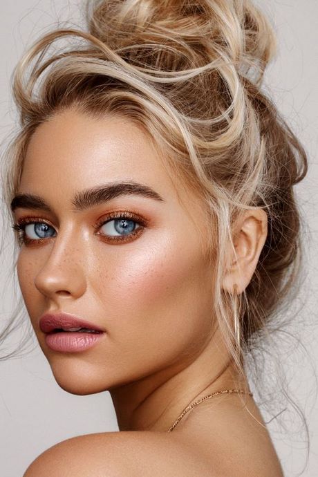 blue-eyes-makeup-tutorial-2022-47_7 Blauwe ogen make-up tutorial 2022