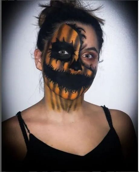 easy-halloween-makeup-tutorial-2022-23_16 Gemakkelijk halloween make-up tutorial 2022