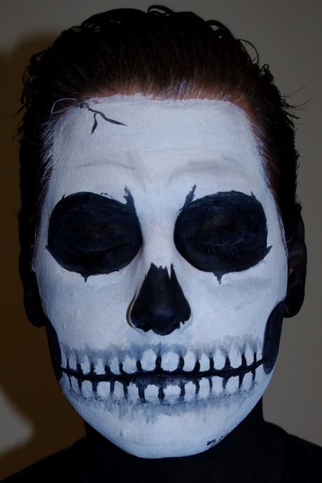 easy-skull-face-makeup-tutorial-96_5 Gemakkelijk schedel gezicht make-up tutorial