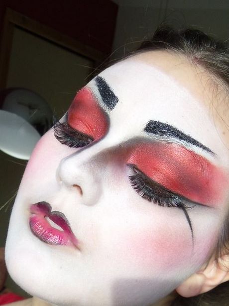 evil-eye-makeup-tutorial-06_16 Evil eye make-up tutorial