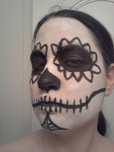 evil-sugar-skull-makeup-tutorial-80_13 Evil sugar skull make-up tutorial