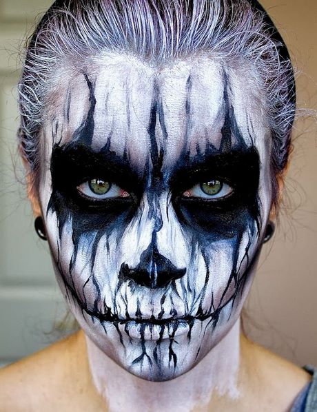 evil-sugar-skull-makeup-tutorial-80_15 Evil sugar skull make-up tutorial