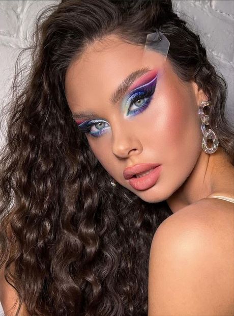 eyeshadow-makeup-tutorial-2022-30_17 Oogschaduw make-up tutorial 2022