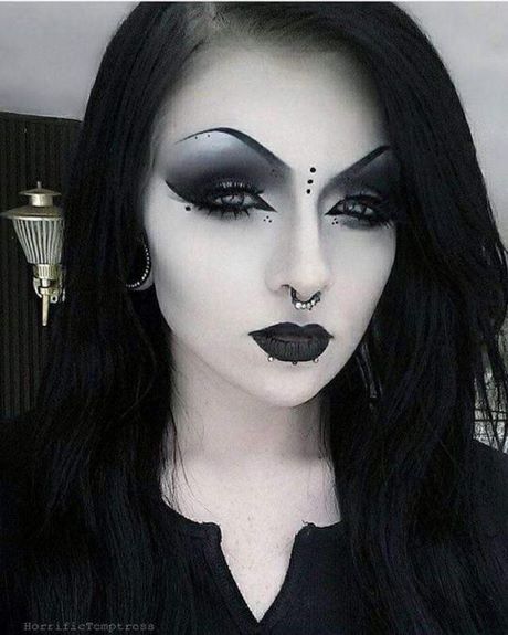 gothicemo-makeup-tutorial-46_3 Gothic / emo make-up tutorial