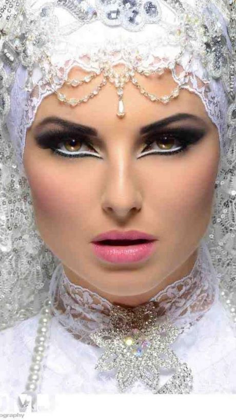 arabic-makeup-tutorial-for-green-eyes-01_10 Arabische make-up tutorial voor groene ogen