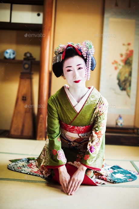 authentic-geisha-makeup-tutorial-54_2 Authentieke Geisha make-up tutorial